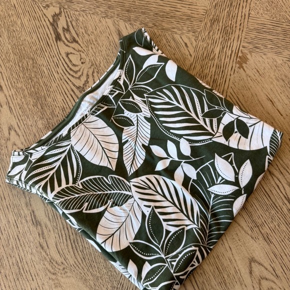 Talbots Tops - Talbots Petite Medium Green White Tropical Leaf Print Sleeveless Knit Top Tank